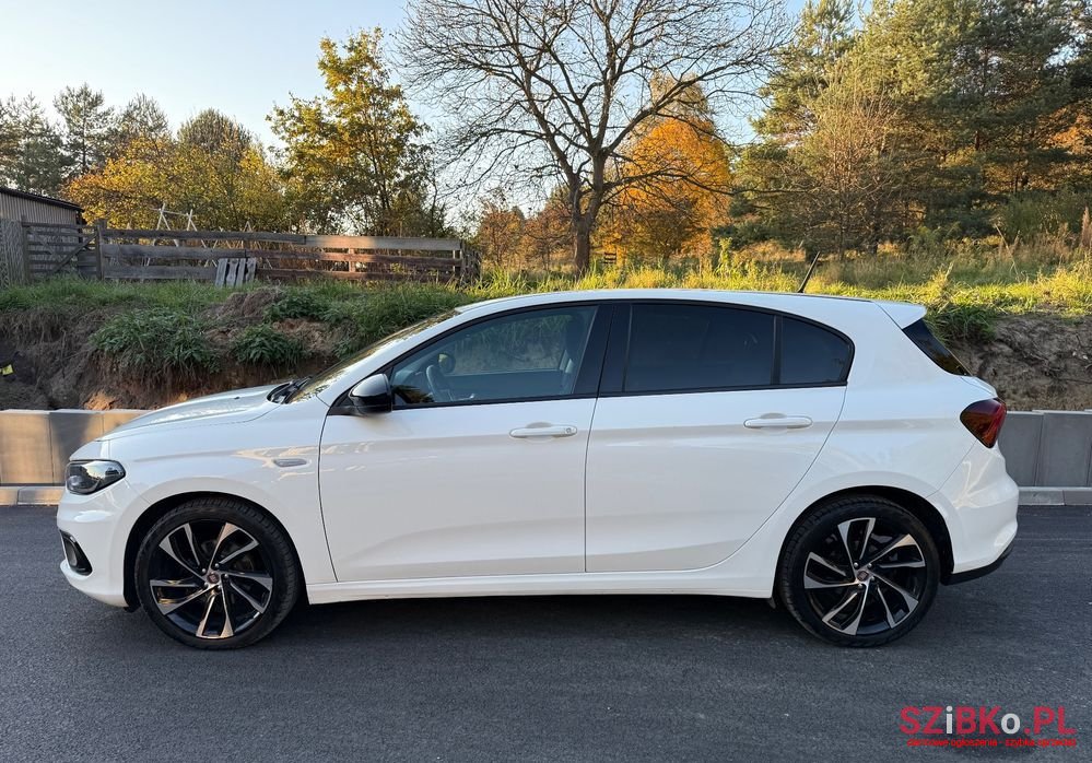 2017' Fiat Tipo photo #5