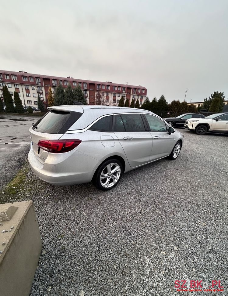 2016' Opel Astra V 1.4 T Dynamic photo #4