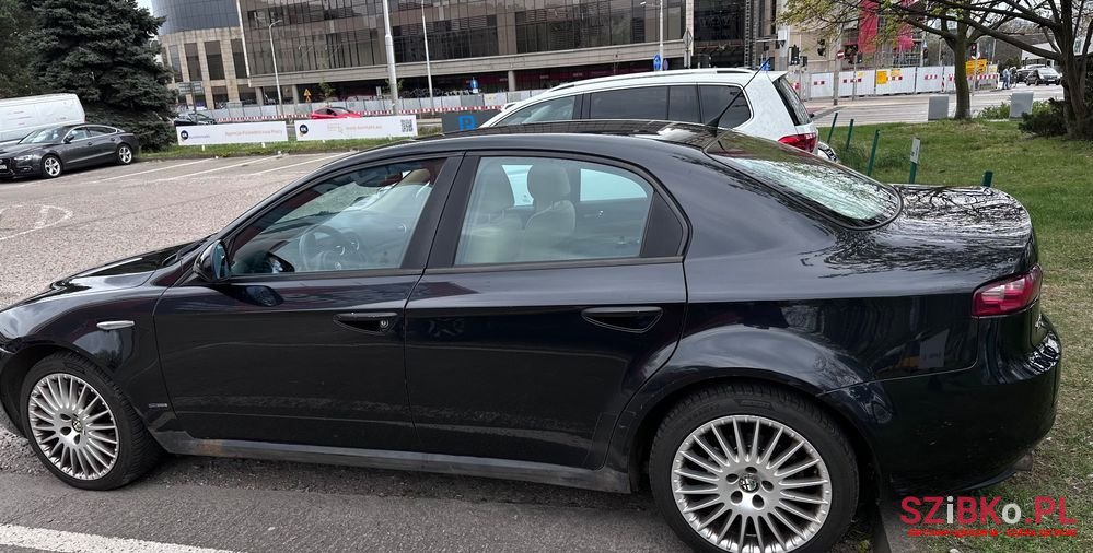 2007' Alfa Romeo 159 photo #4