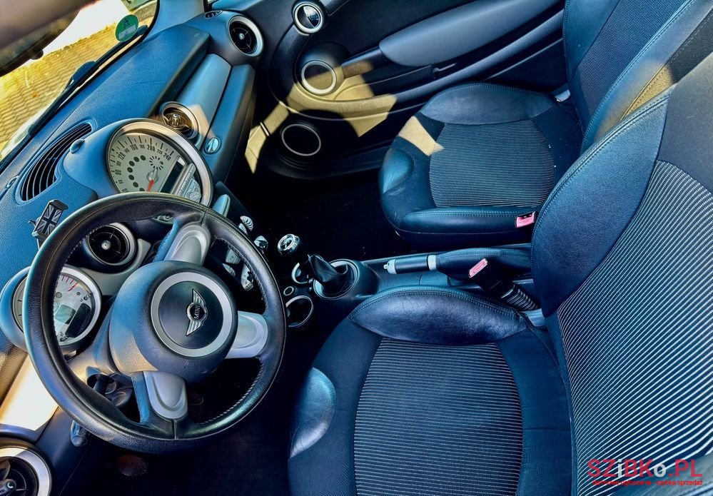 2009' MINI Cooper D 50 Mayfair photo #5