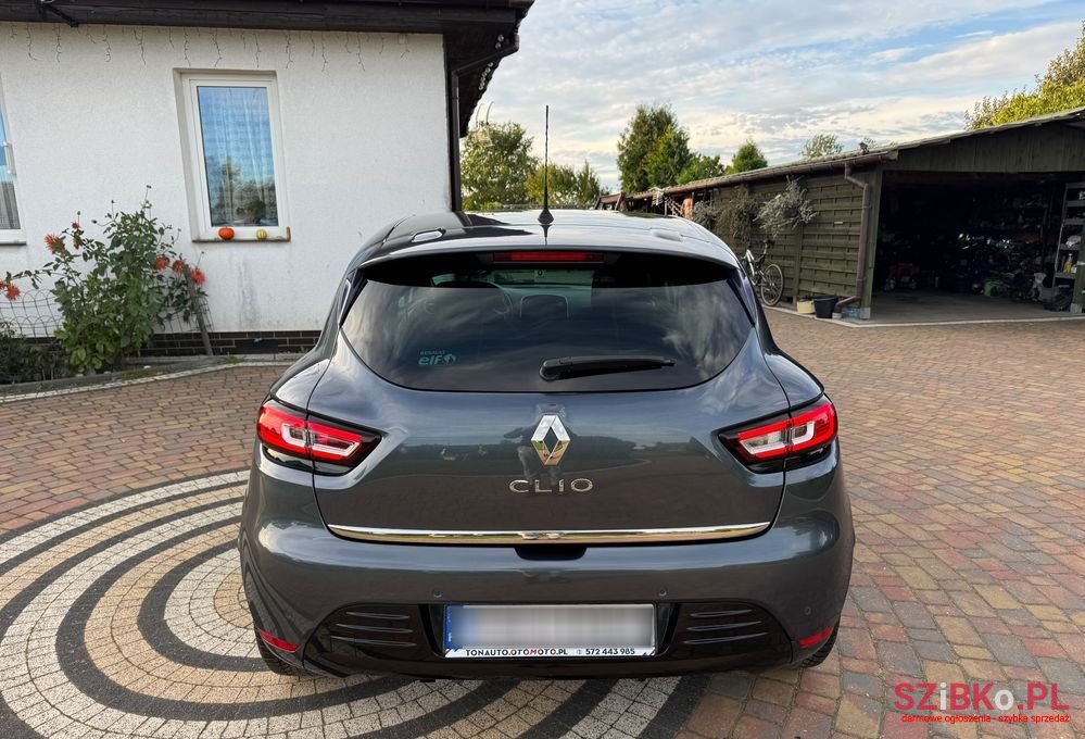 2016' Renault Clio photo #6