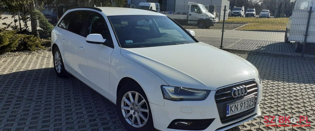 2012' Audi A4 photo #4