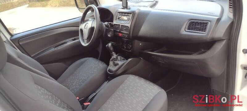 2013' Opel Combo photo #6