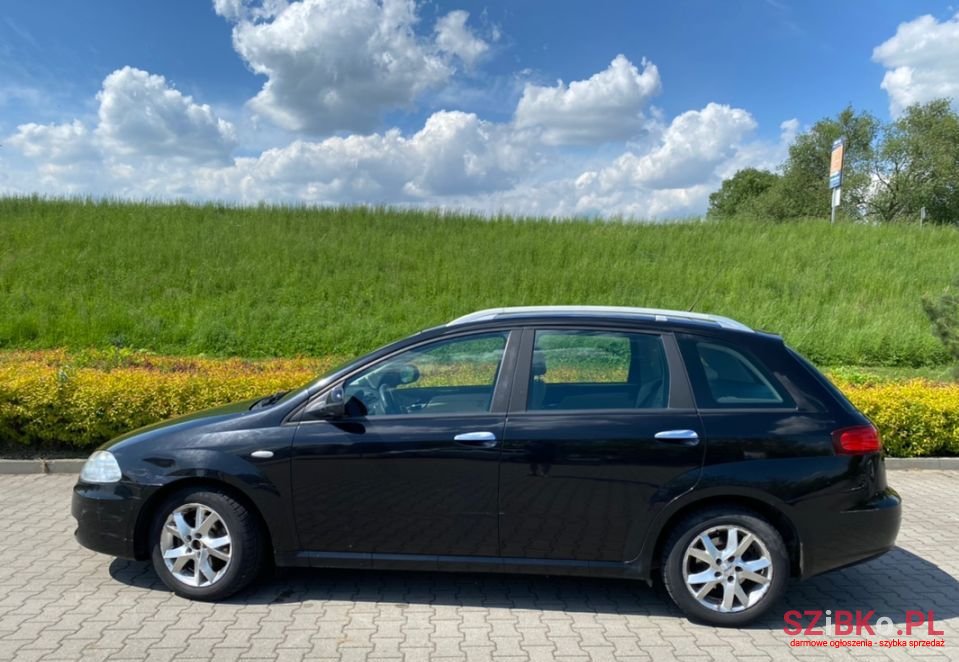 2006' Fiat Croma photo #2