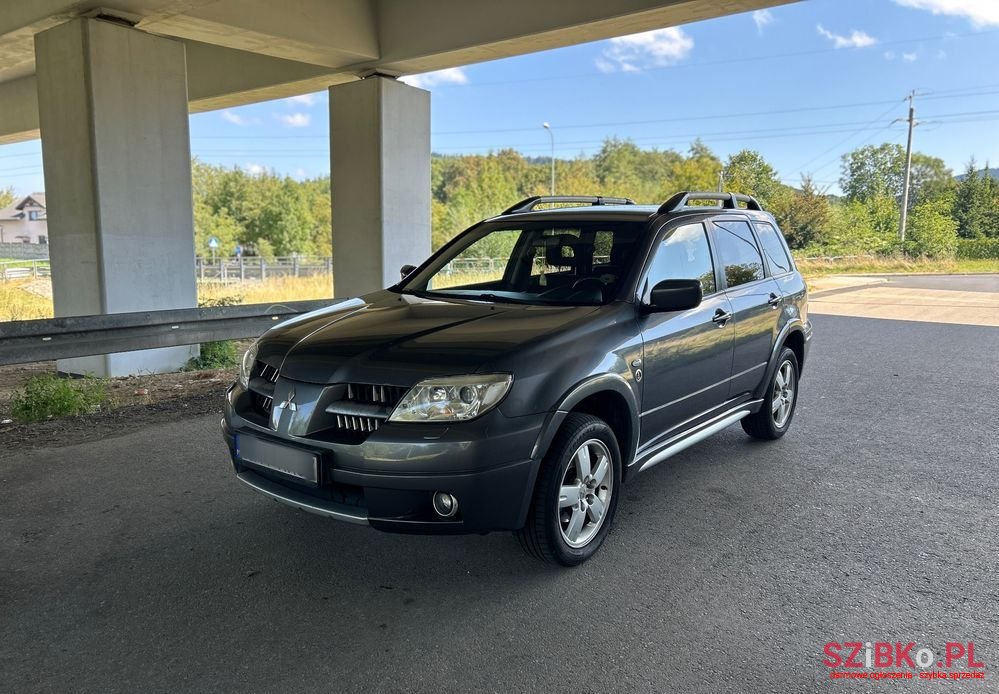 2006' Mitsubishi Outlander 2.4 Intense photo #1