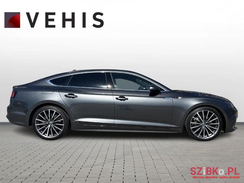 2019' Audi A5 S Tronic photo #6
