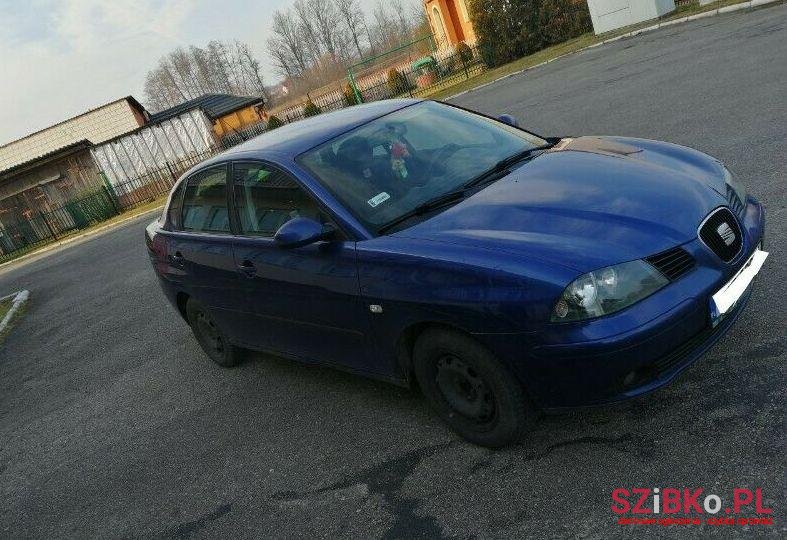 2003' SEAT Cordoba photo #1