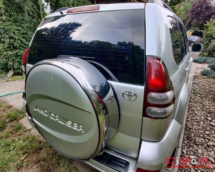 2006' Toyota Land Cruiser photo #6