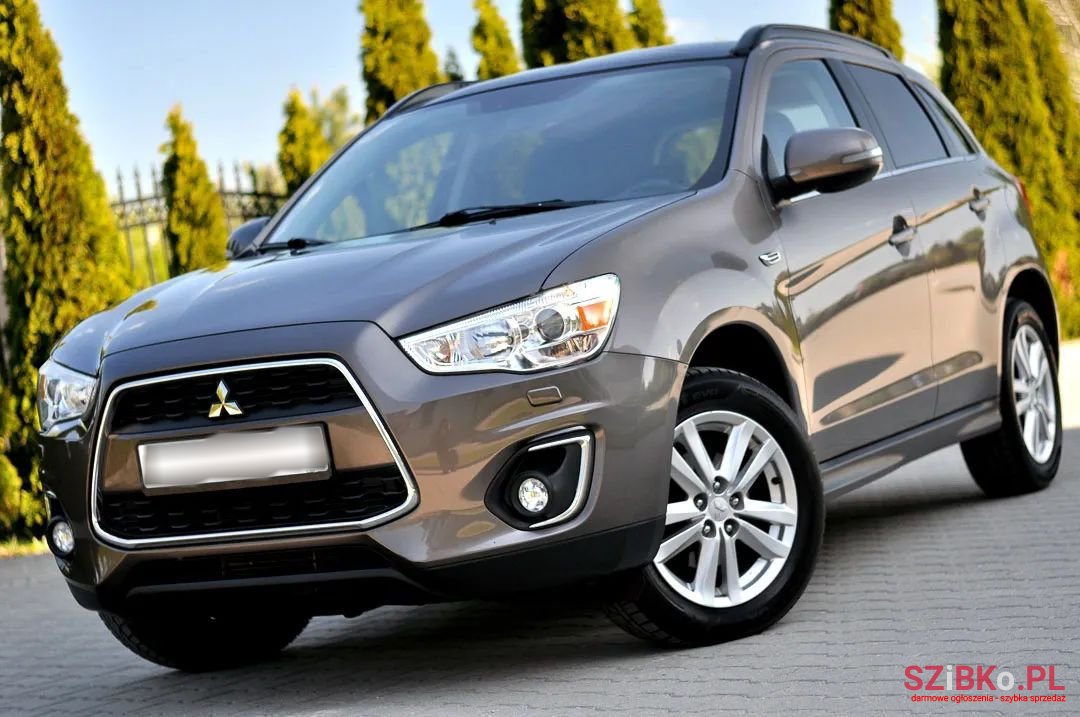 2014' Mitsubishi ASX photo #5