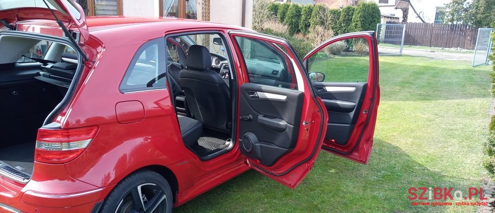 2008' Mercedes-Benz B-Class 200 Cdi photo #5