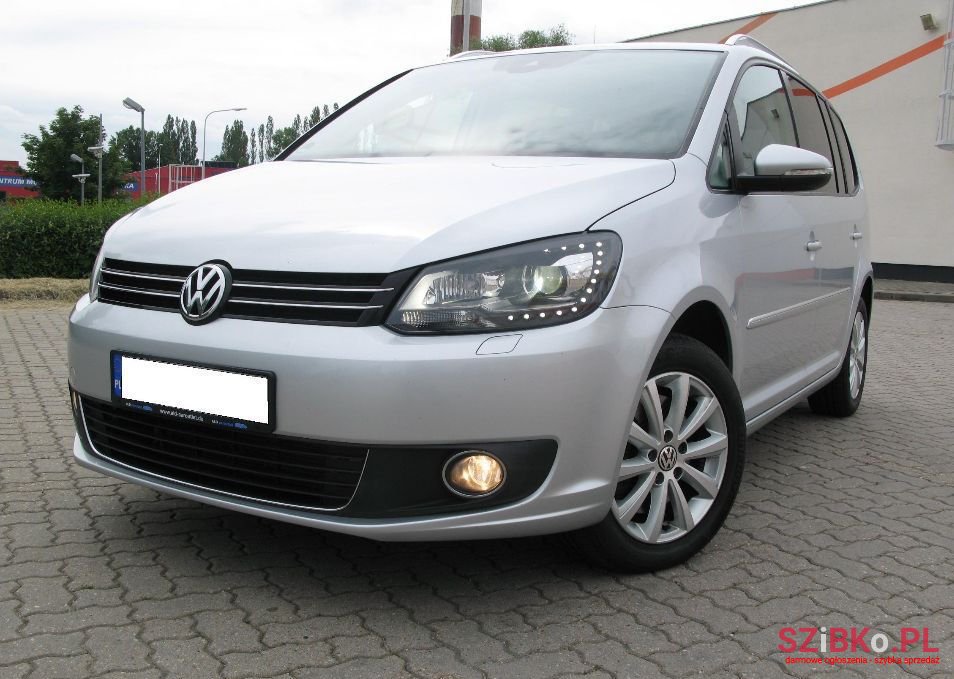 2013' Volkswagen Touran II (2010-2015) photo #1