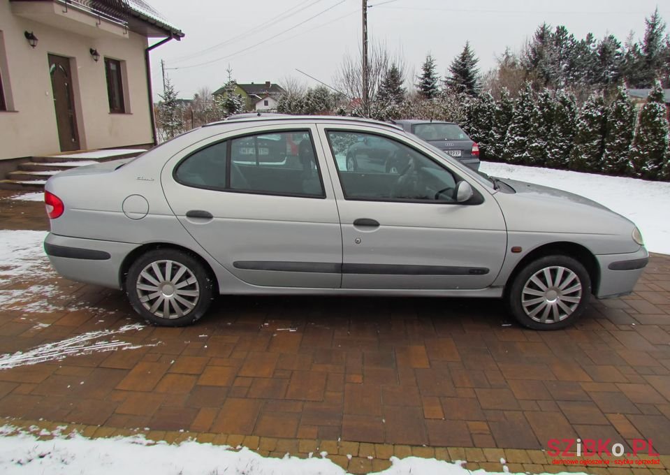 2000' Renault Megane photo #1