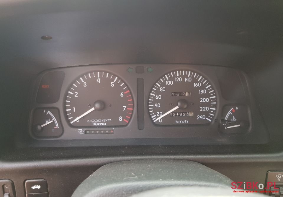 1993' Hyundai Coupe photo #2