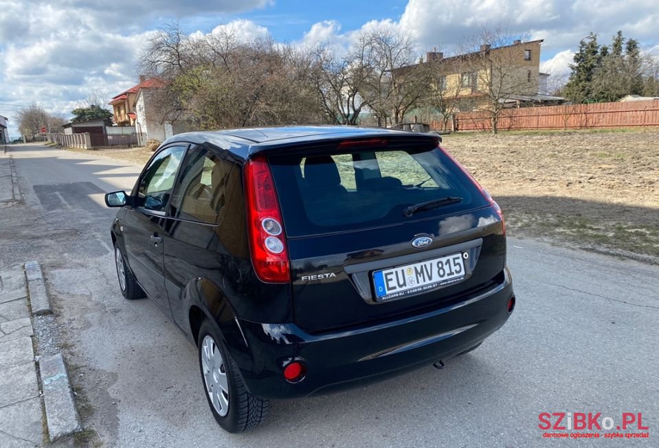 2007' Ford Fiesta photo #4