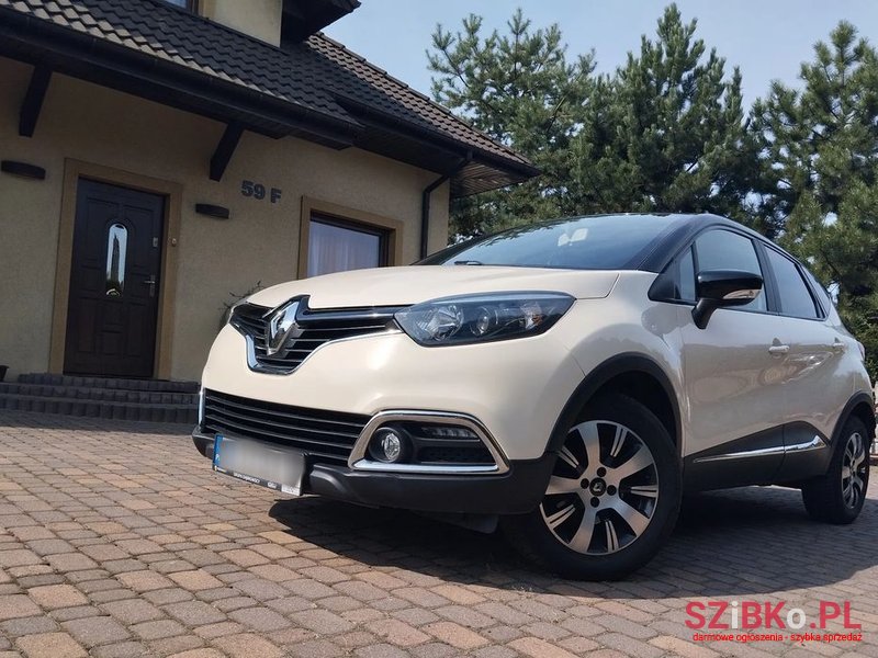 2015' Renault Captur photo #2