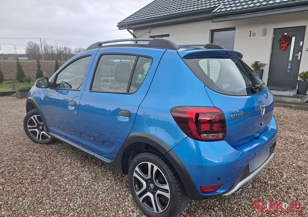 2017' Dacia Sandero Stepway photo #4