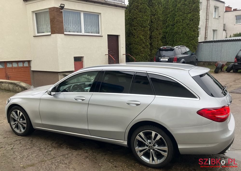 2017' Mercedes-Benz C-Class photo #4