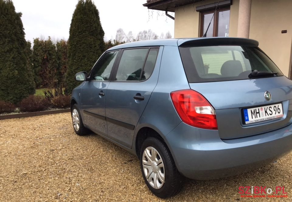2009' Skoda Fabia photo #5