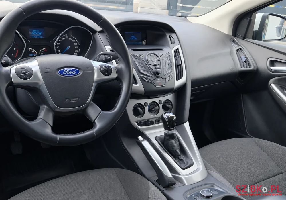 2013' Ford Focus 1.6 Gold X (Edition) photo #6