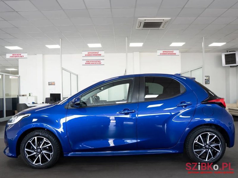 2021' Toyota Yaris photo #4