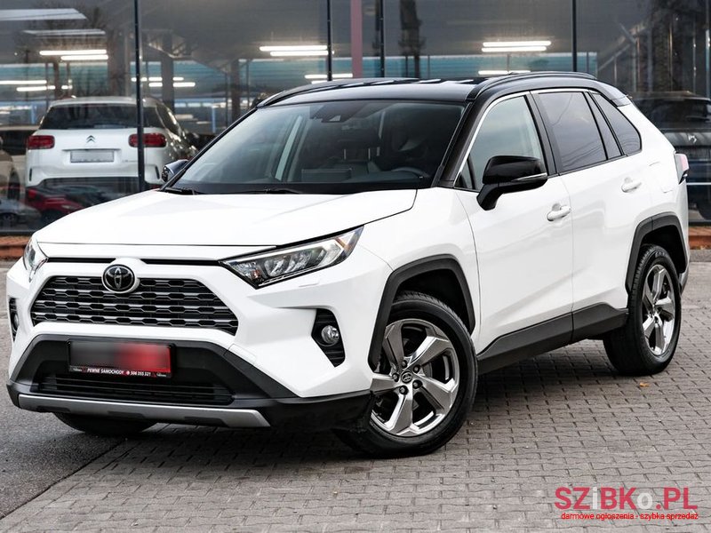 2020' Toyota RAV4 photo #1