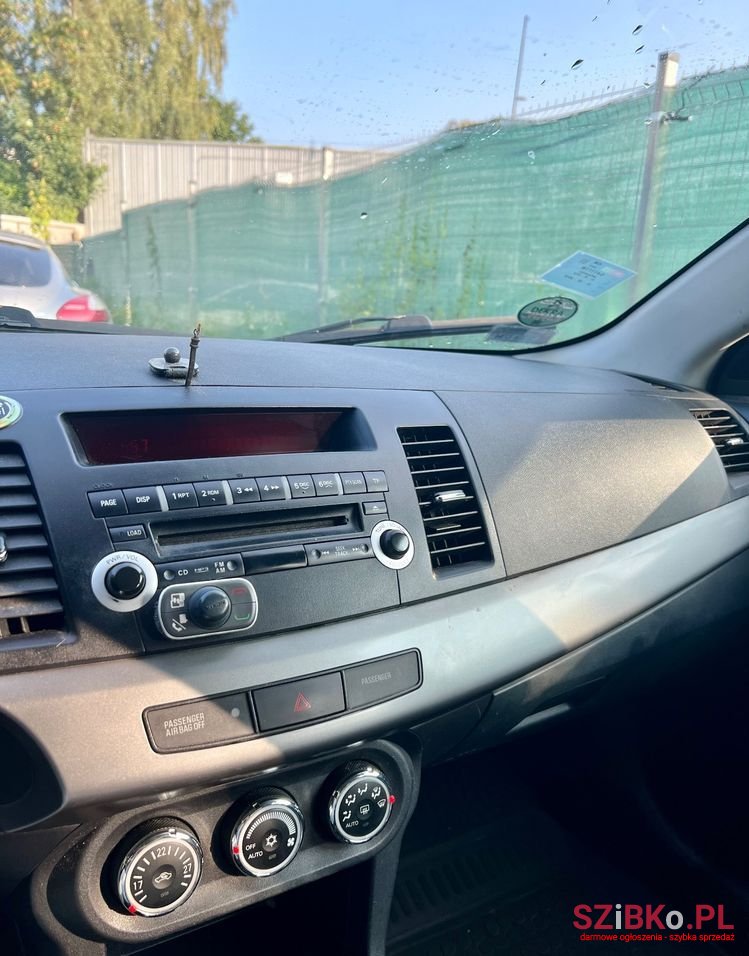 2009' Mitsubishi Lancer 1.8 Instyle photo #5