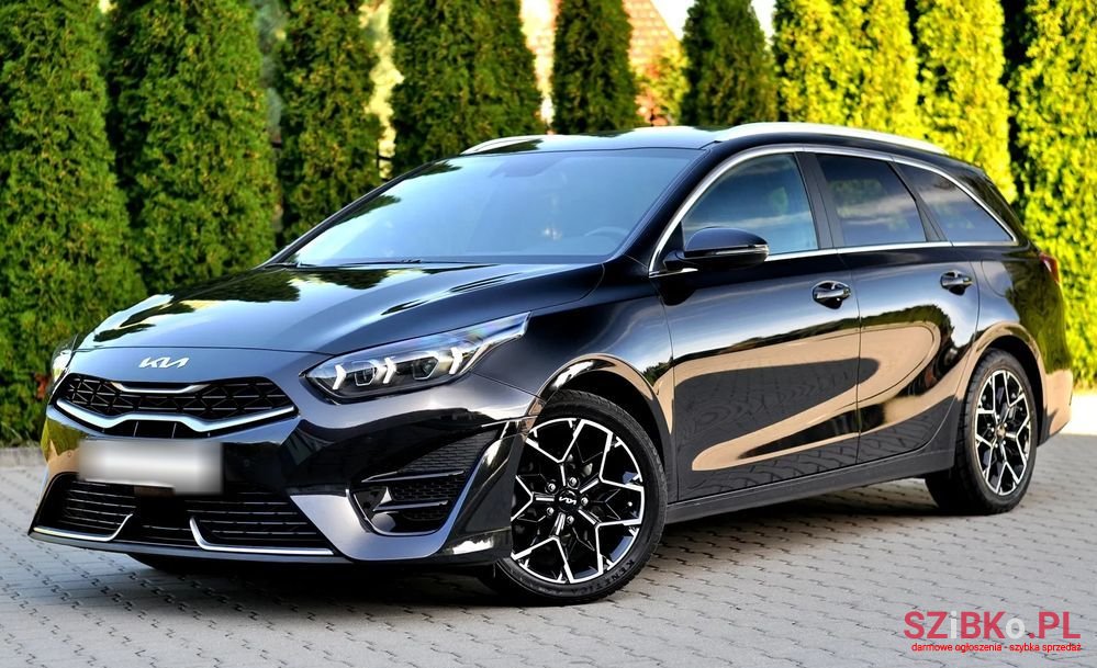 2023' Kia Ceed 1.5 T-Gdi Gt-Line photo #6