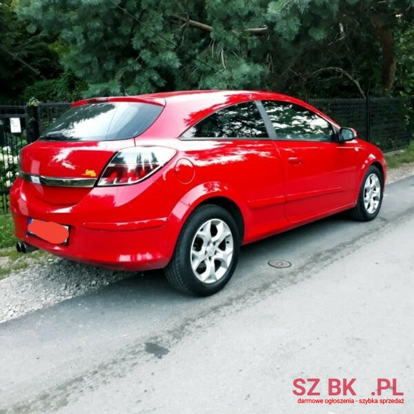 2005' Opel Astra photo #2