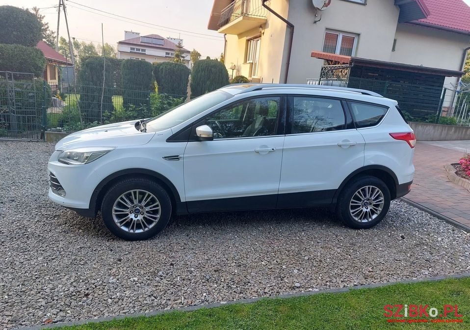 2013' Ford Kuga photo #5