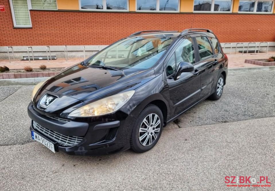 2008' Peugeot 308 photo #1