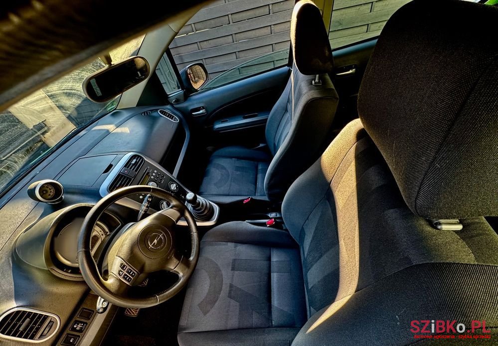 2009' Opel Agila 1.0 Edition photo #5