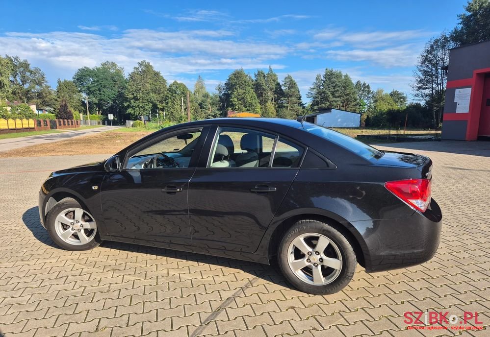 2009' Chevrolet Cruze 1.6 photo #6