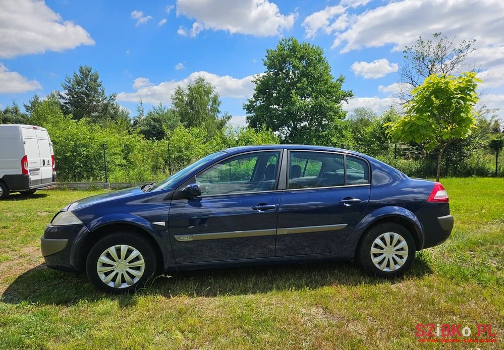 2006' Renault Megane photo #3