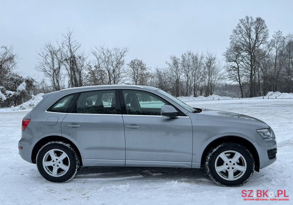 2009' Audi Q5 S Tronic photo #4