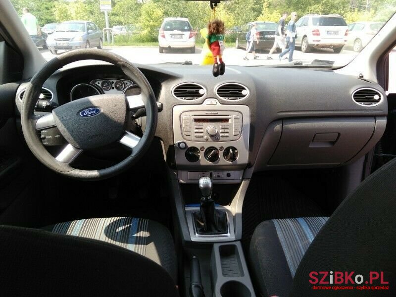 2007' Ford Focus photo #5