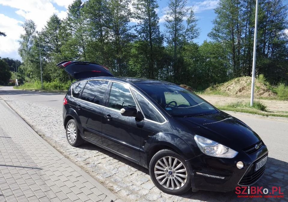 2010' Ford S-Max photo #1