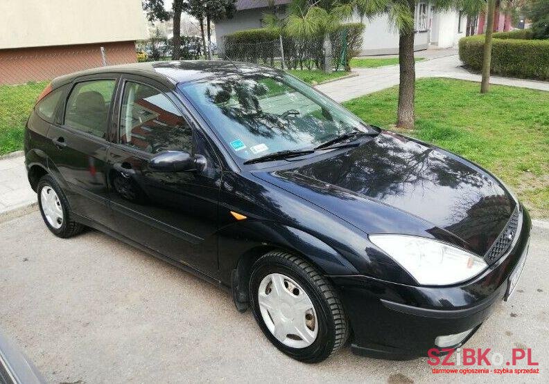 2004' Ford Focus photo #1