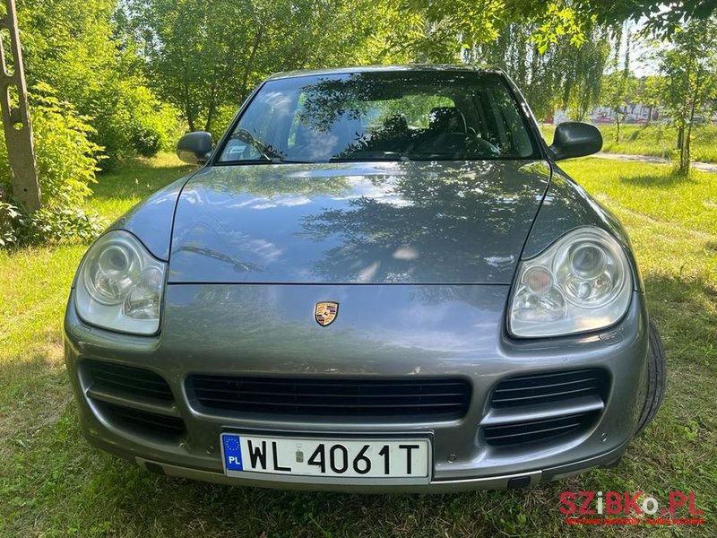 2006' Porsche Cayenne photo #4