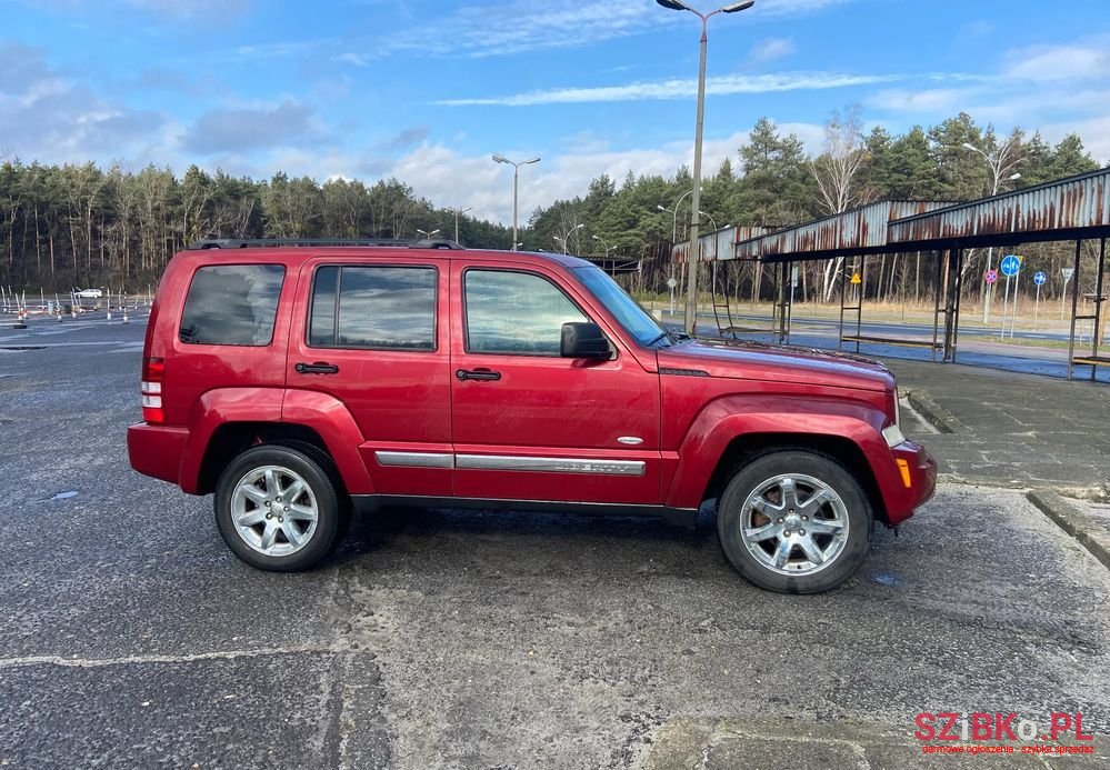 2012' Jeep Liberty photo #6