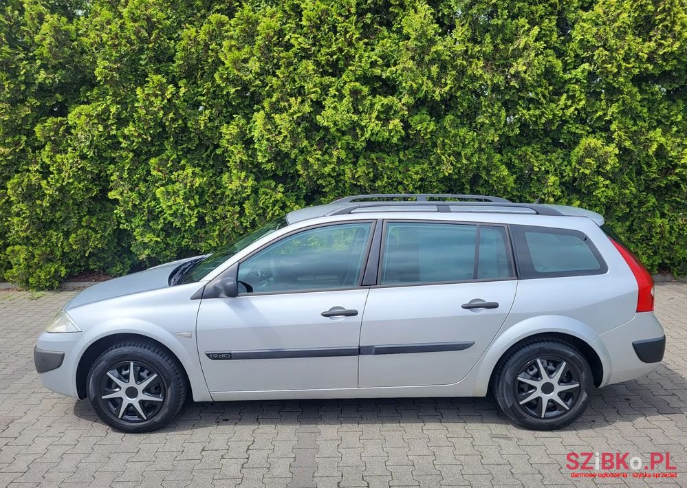 2005' Renault Megane photo #2