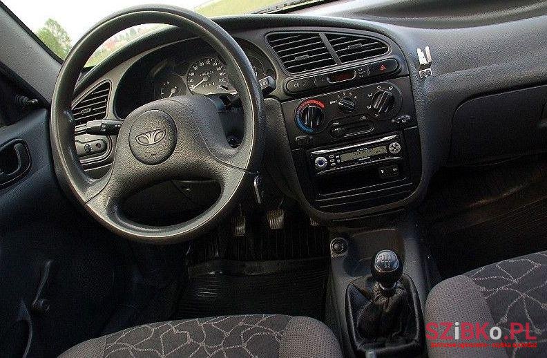 2004' Daewoo Lanos photo #2
