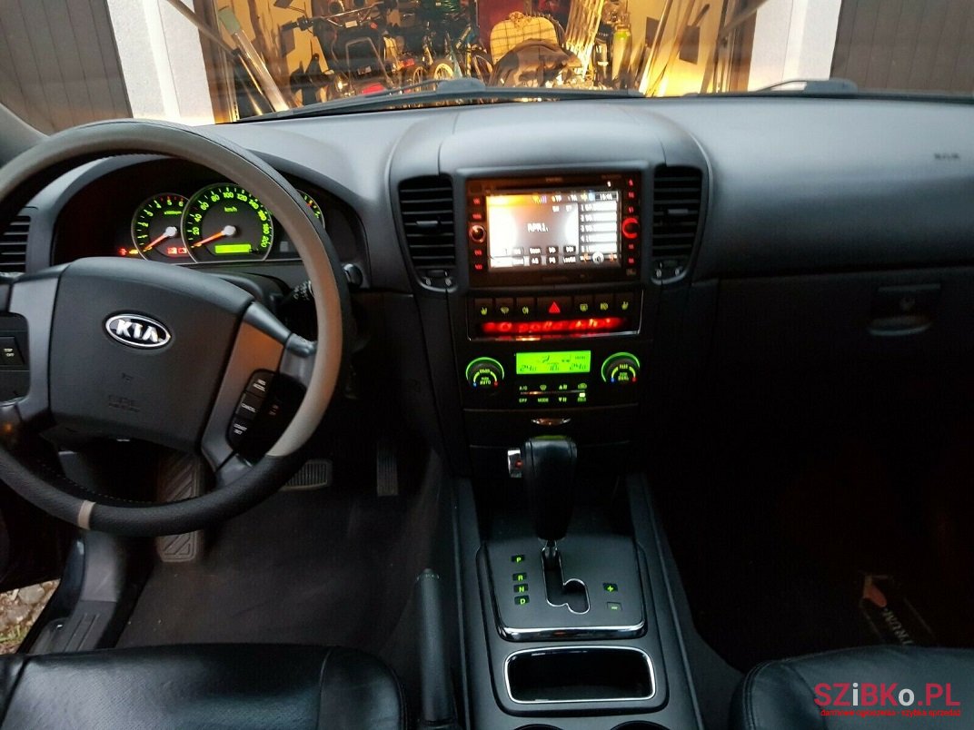 2008' Kia Sorento photo #3