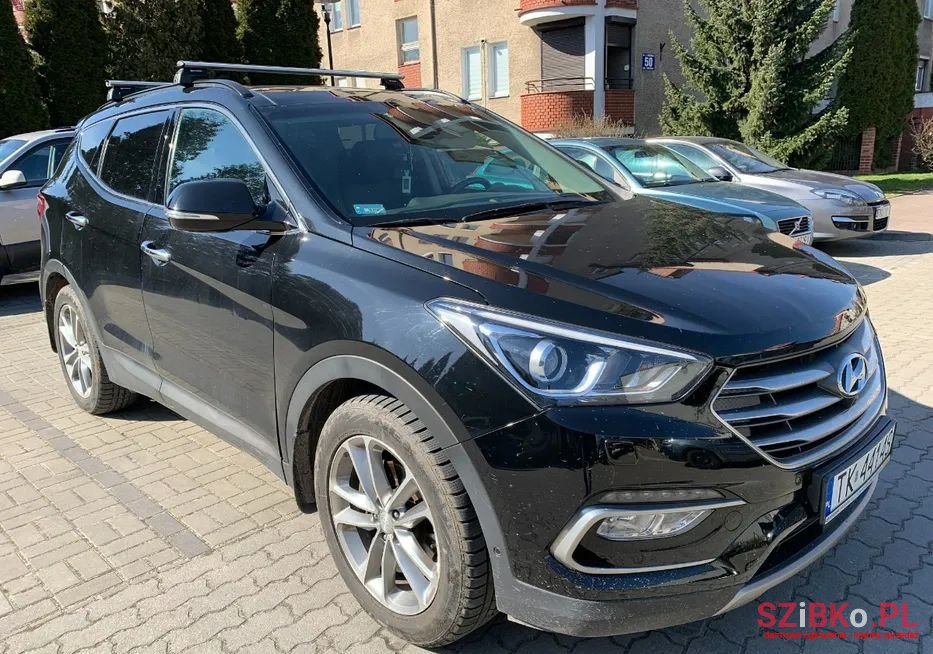 2016' Hyundai Santa Fe photo #1