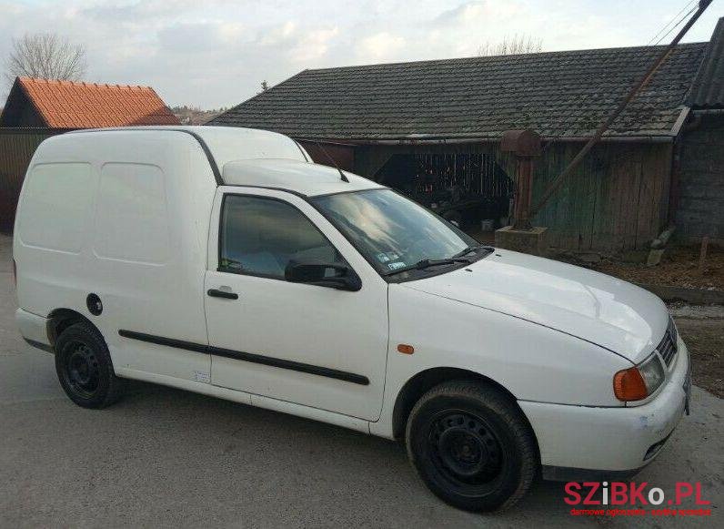 2001' Volkswagen Caddy photo #1