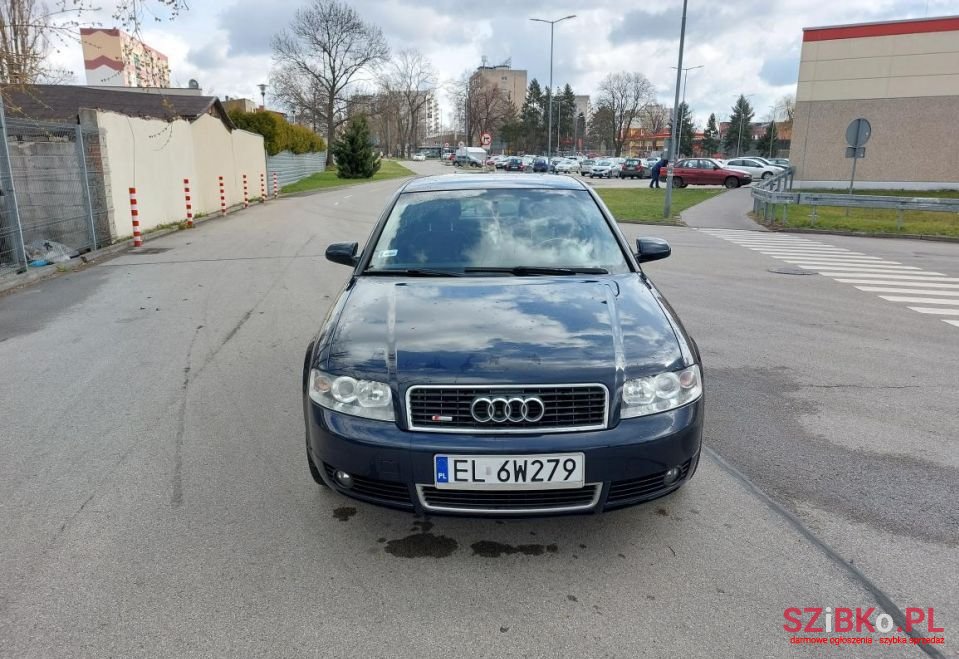 2004' Audi A4 photo #2