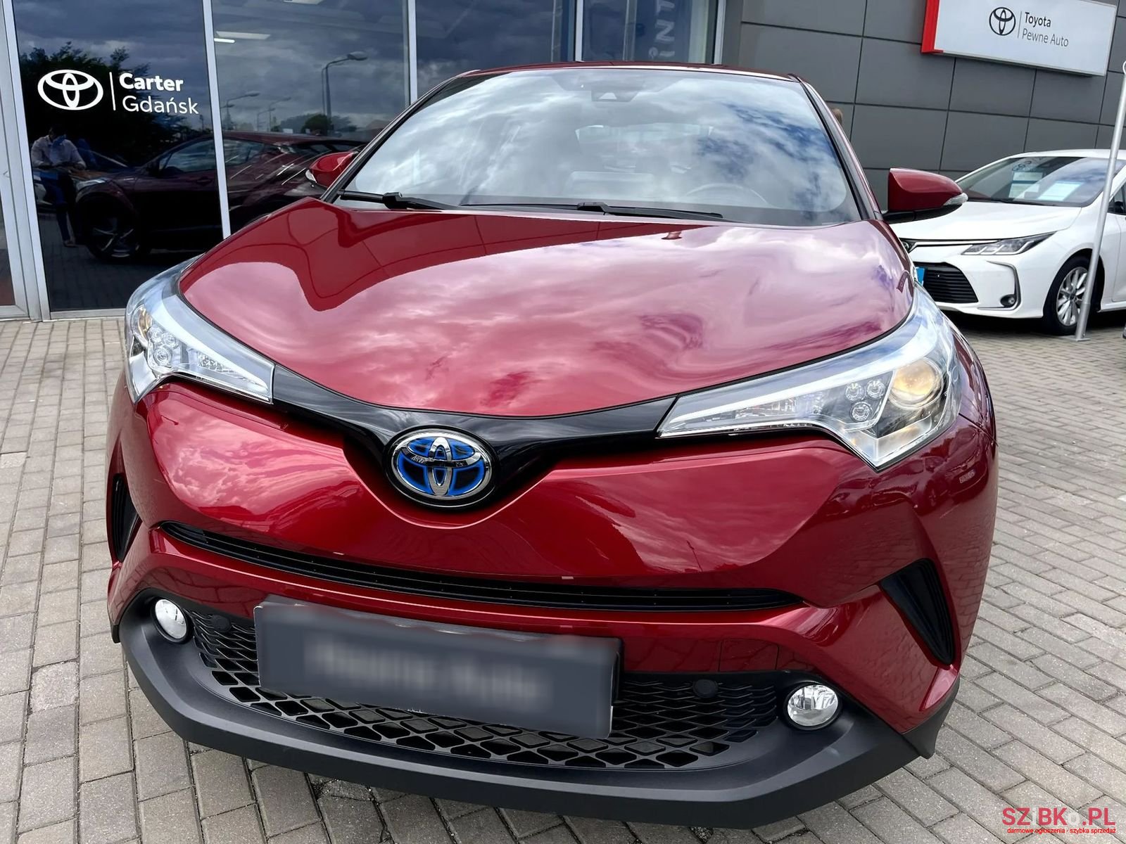 2019' Toyota C-HR photo #4