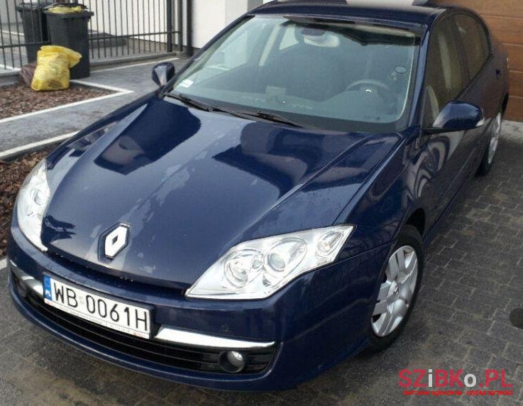 2008' Renault Laguna photo #1