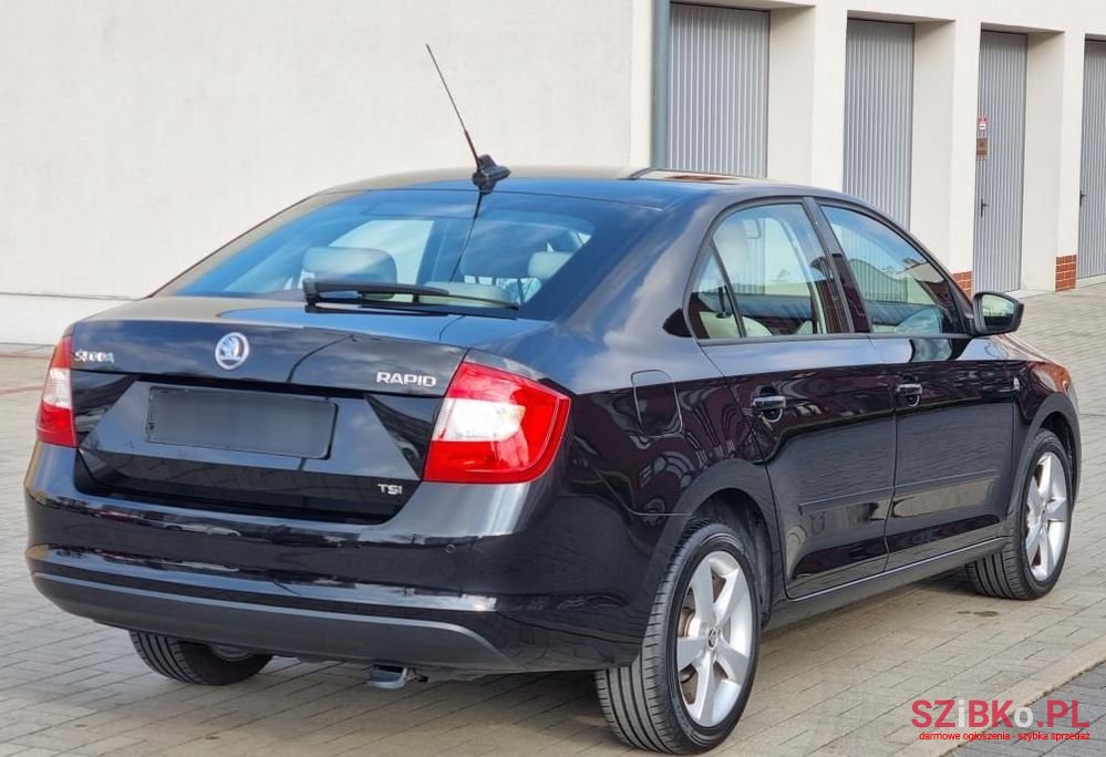 2013' Skoda Rapid 1.2 Tsi Ambition photo #5