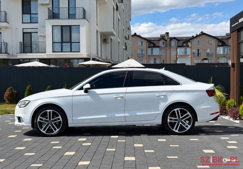 2017' Audi A3 Limousine photo #4