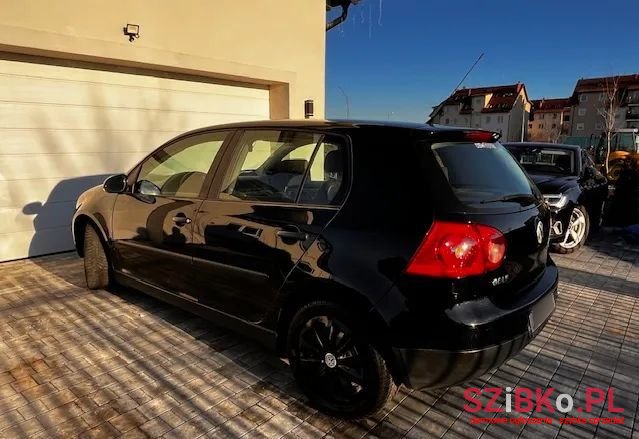 2005' Volkswagen Golf 1.9 Tdi Edition photo #4